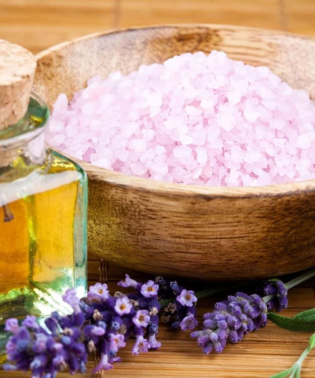 Entdecke die Heilkraft der Natur im Wandel der Jahreszeiten – natürliche Gesundheit mit saisonalen Pflanzen.