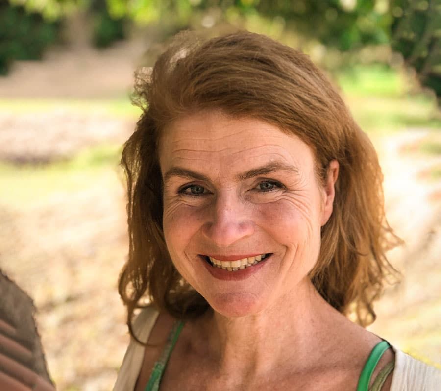 Martina Schön ist Yogalehrerin und Klangmassagepraktikerin.