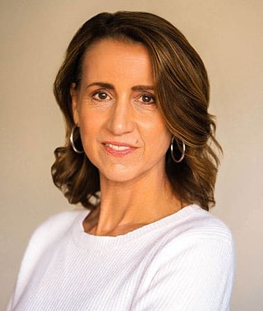 Petra Harth ist Wohlfühl-Expertin, steht für die Themen Entspannung, Bewegung & Sport.