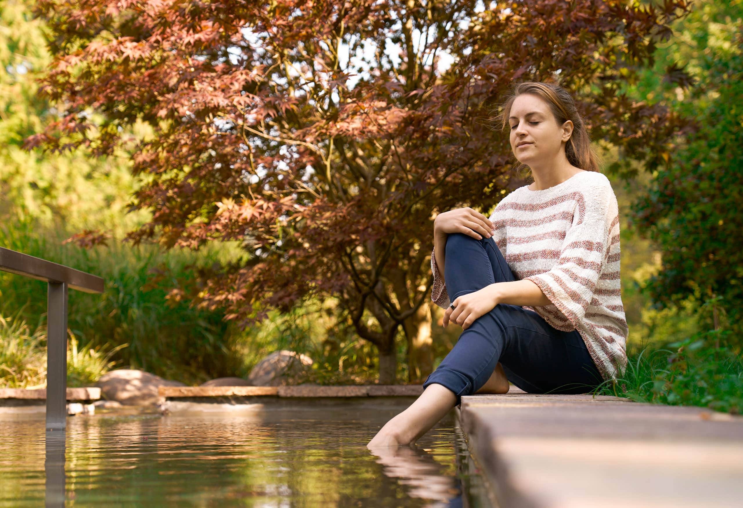 Wenn Du ein Wochenende Erholung suchst, bist Du hier genau richtig. Bei uns kannst Du z.B. im großen Garten am Kneipp-Becken die Seele baumeln lassen und Kraft tanken.