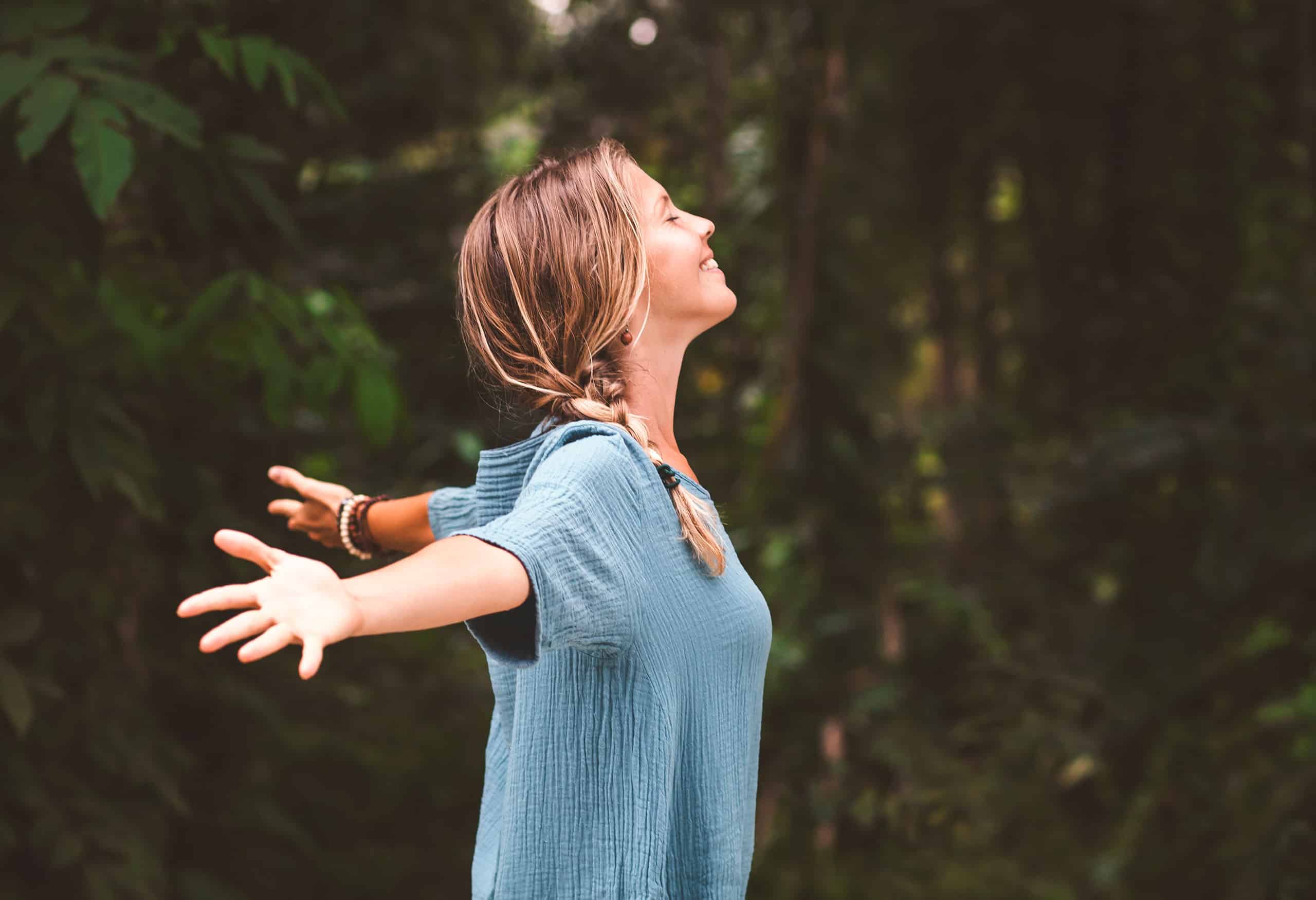 Atmen tun wir automatisch. Doch unser stressiger Lebensstil sorgt oft dafür, dass wir verlernen, richtig und damit gesund zu atmen. In diesem Seminar lernst du, wieder richtig zu atmen.